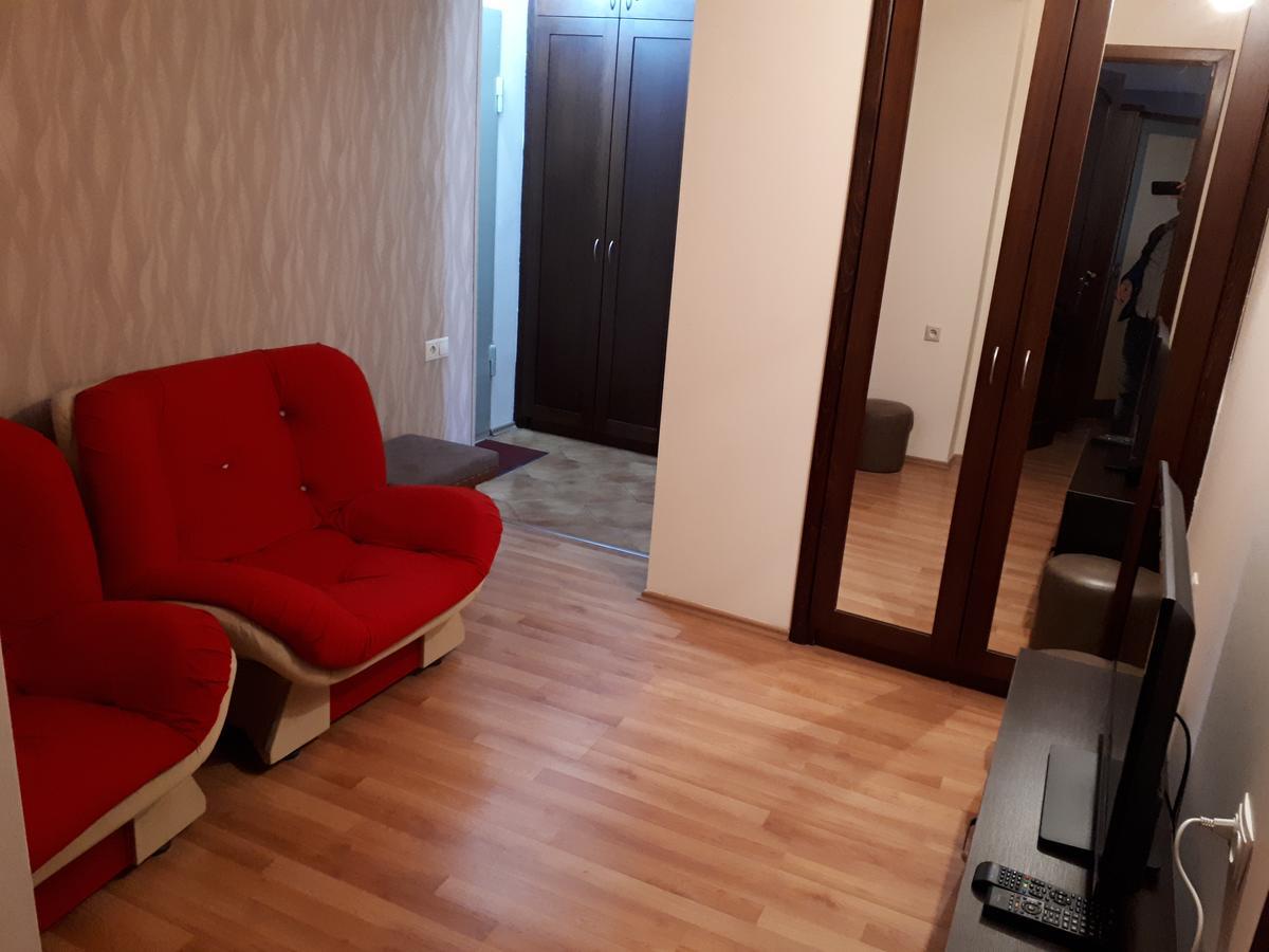 Apartment Archil บาทูมิ ภายนอก รูปภาพ